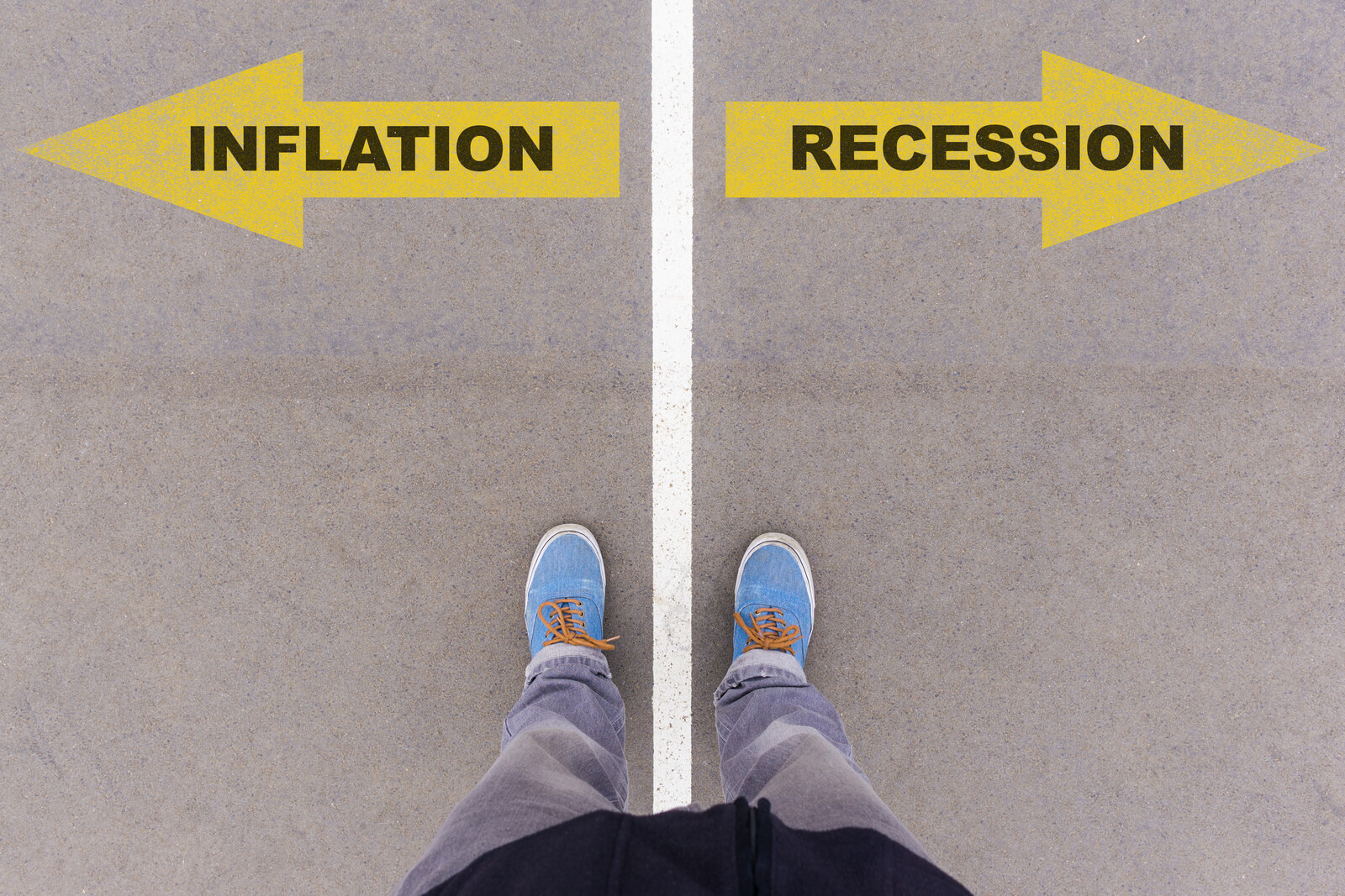 inflation-or-recession-choice-text-on-asphalt-gro-2022-09-30-22-52-36-utc (1) (1) (1)
